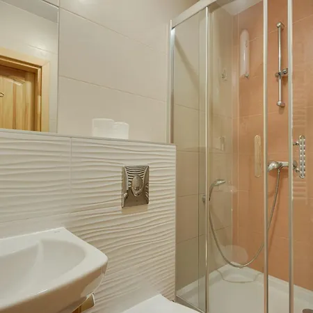 Pod Smerkiem * Косцелиско